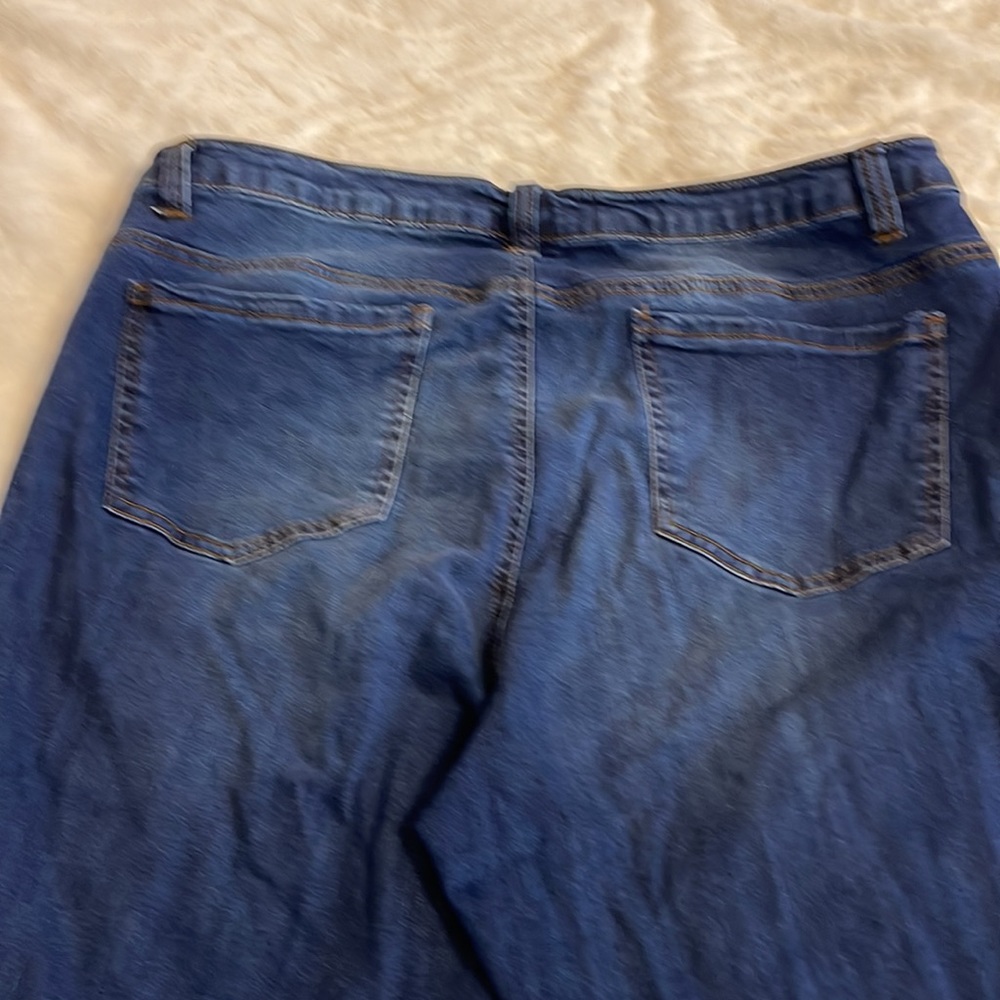 Jeans - Picture 4 of 4